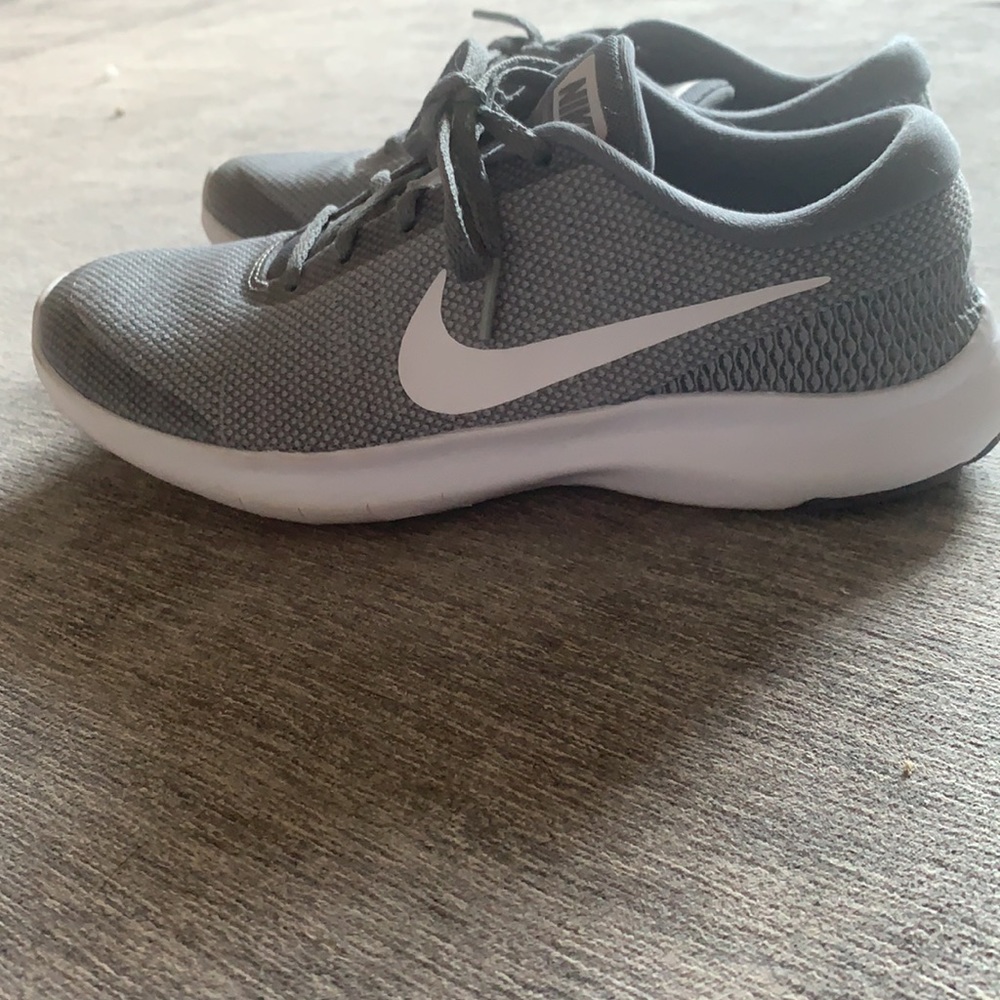 Nike Flex Experience RN 7
